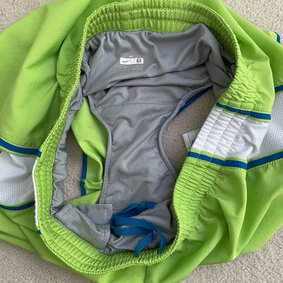 Nike Fit Athletic Shorts Size M - Picture 4 of 6